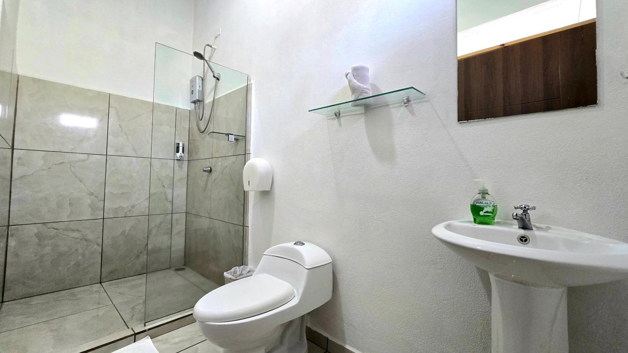 Cattleya Family Otel Monteverde Dış mekan fotoğraf