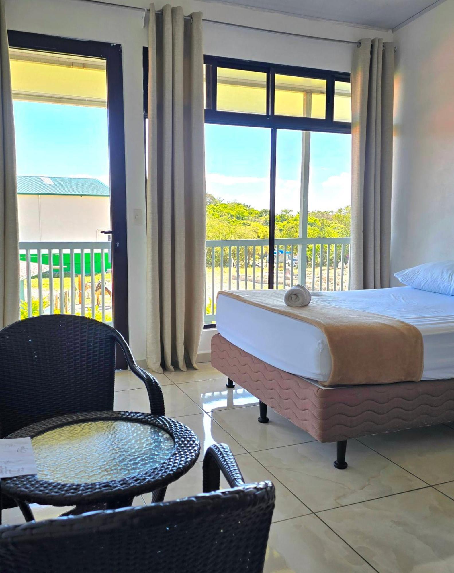 Cattleya Family Otel Monteverde Dış mekan fotoğraf